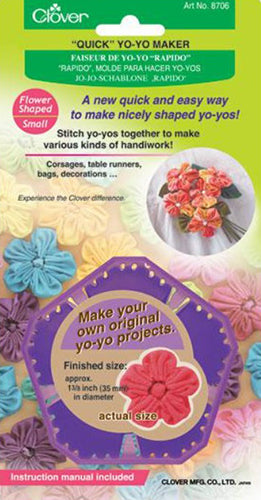 A fabric flower yoyo maker for crafting
