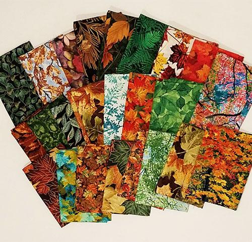 This cotton fat quarter bundle has an assortment of trees in various seasons and species like aspens, evergreens, oaks and birches. 